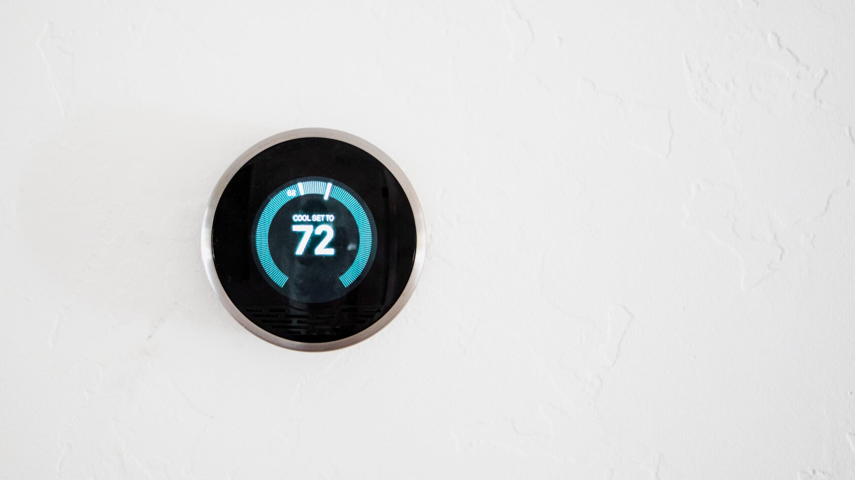 increase energy efficiency with smart thermostats