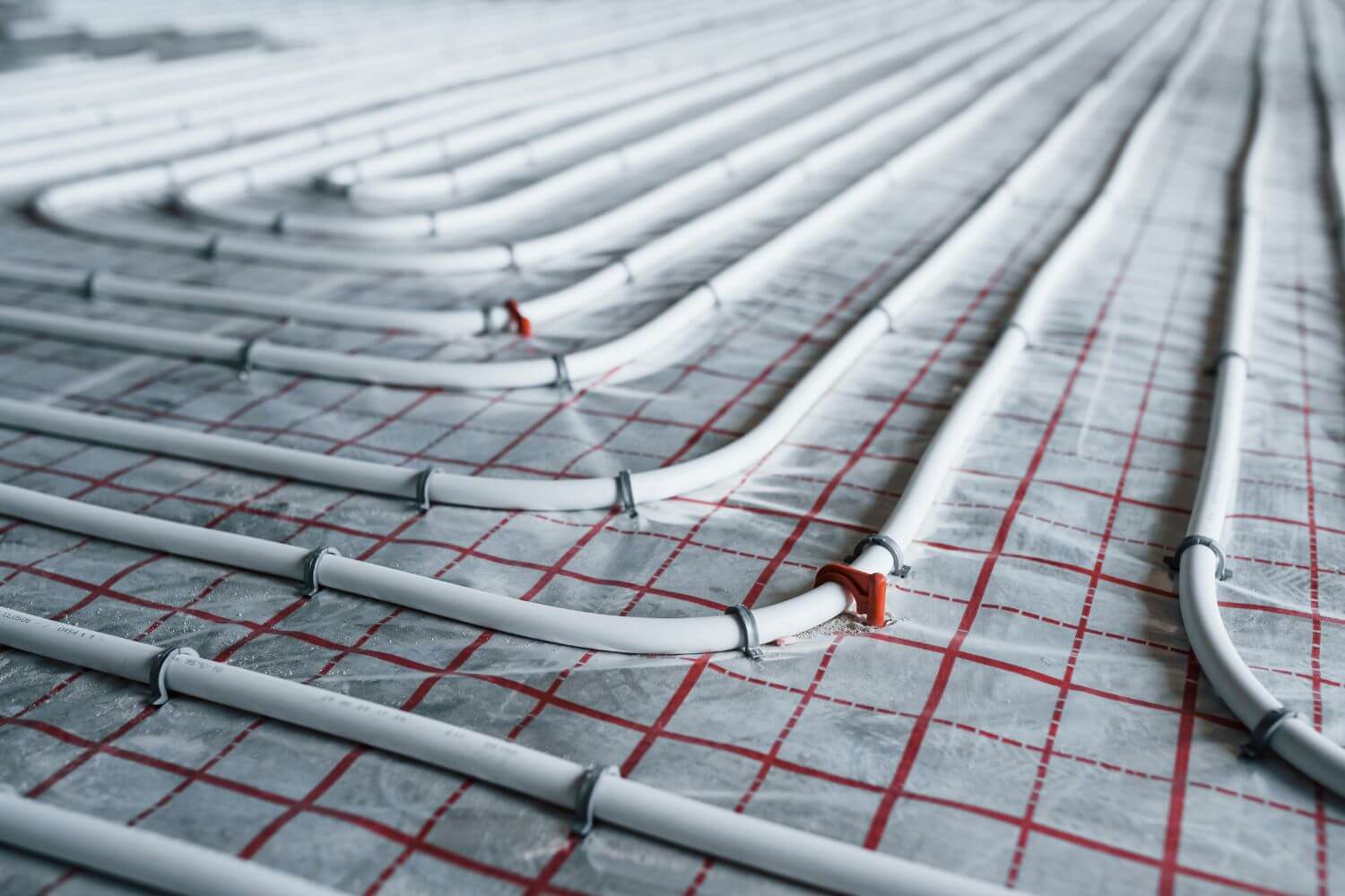 how does hydronic heating work